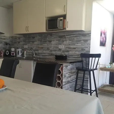 2-bed House - Garden Parking Pets