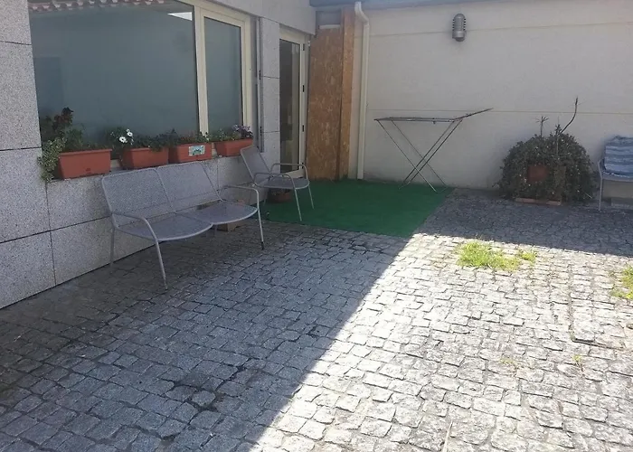 2-bed House - Garden Parking Pets