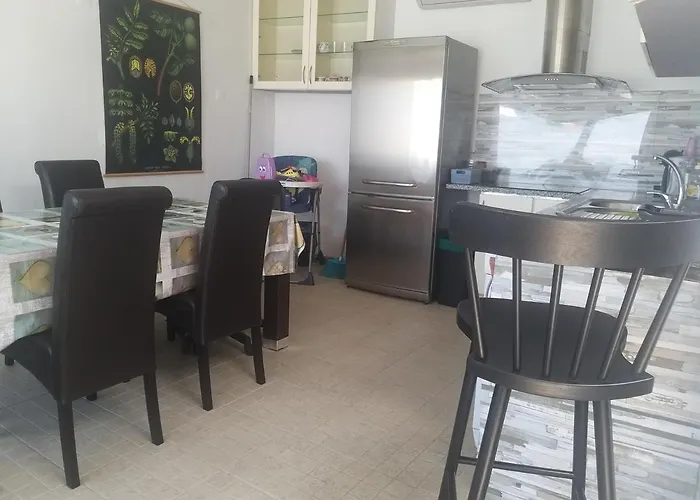 Holiday home 2-bed House - Garden Parking Pets *