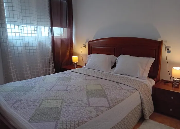 2-bed House - Garden Parking Pets